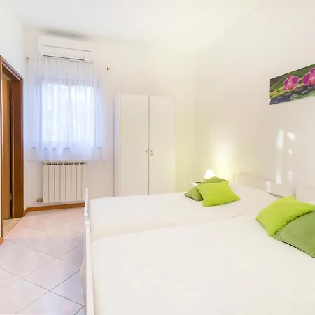 Guest house House Kontus 3*