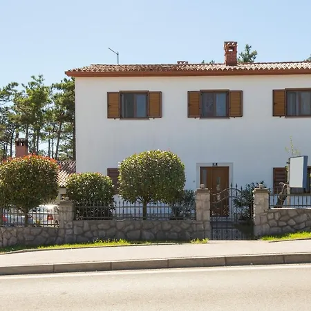 House Kontus Guest house