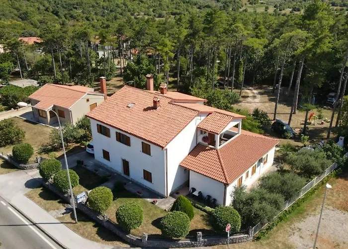 House Kontus 3* Plomin